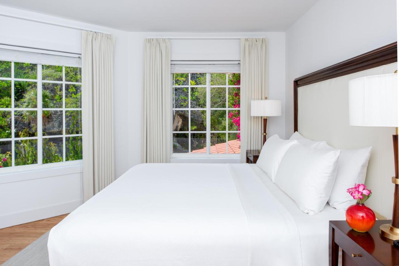 Le Soleil D'Or Hotel Cayman Brac Exterior photo