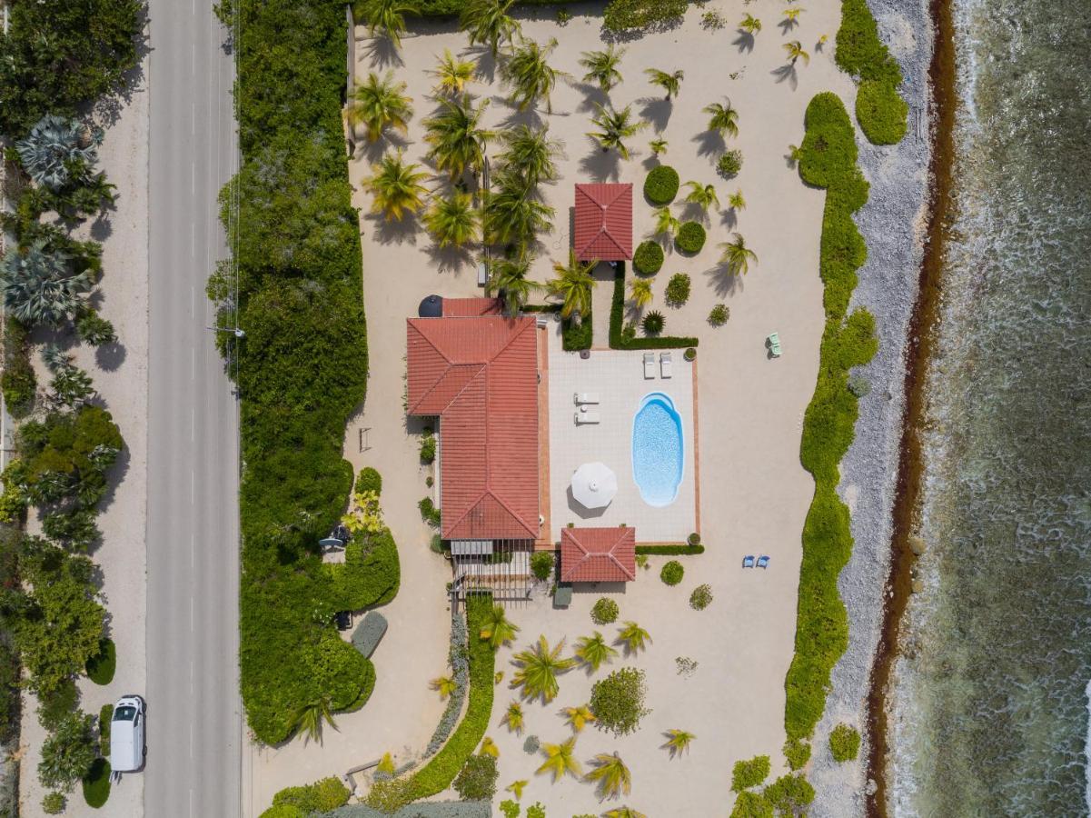 Le Soleil D'Or Hotel Cayman Brac Exterior photo