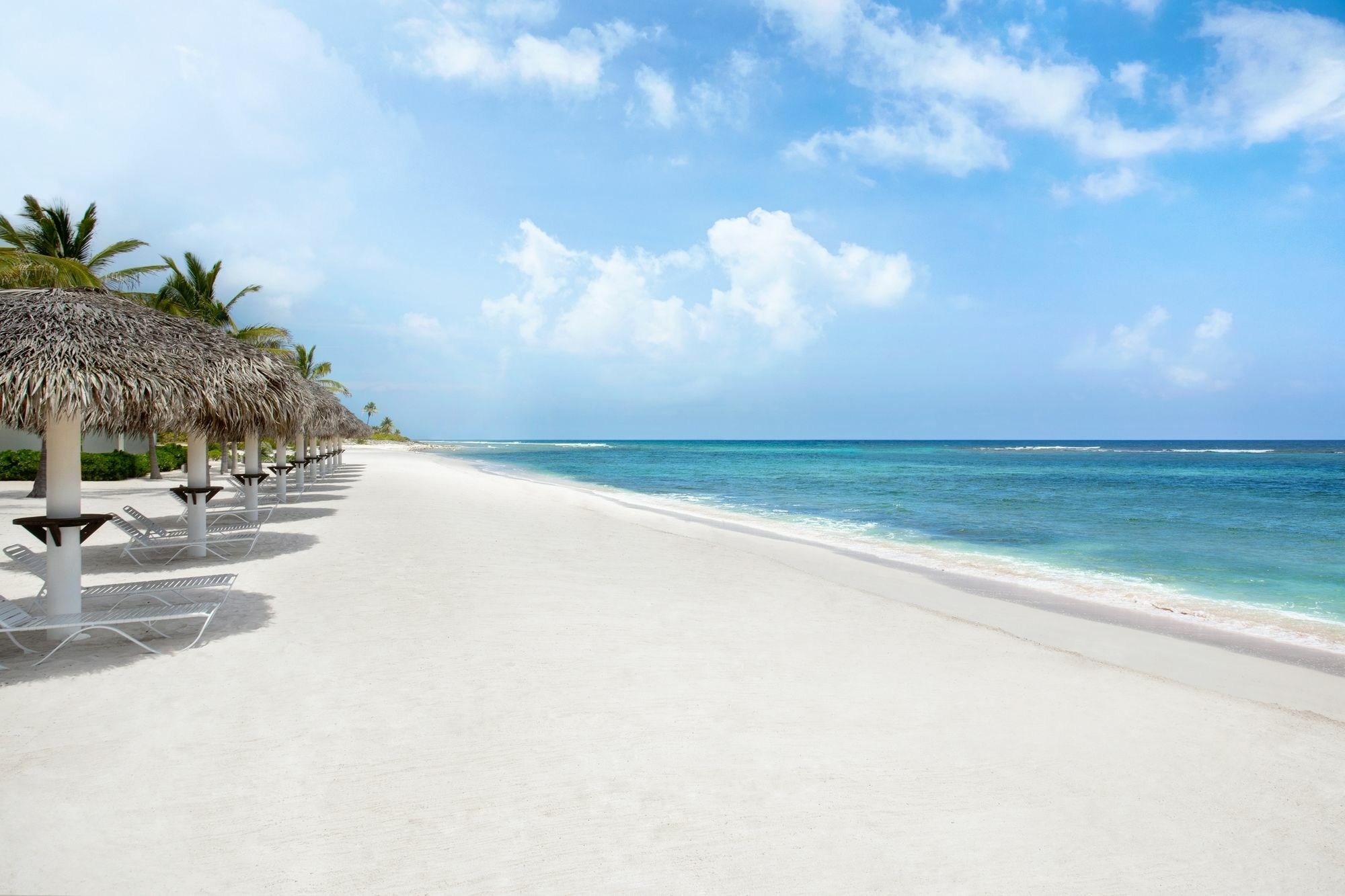 Le Soleil D'Or Hotel Cayman Brac Exterior photo